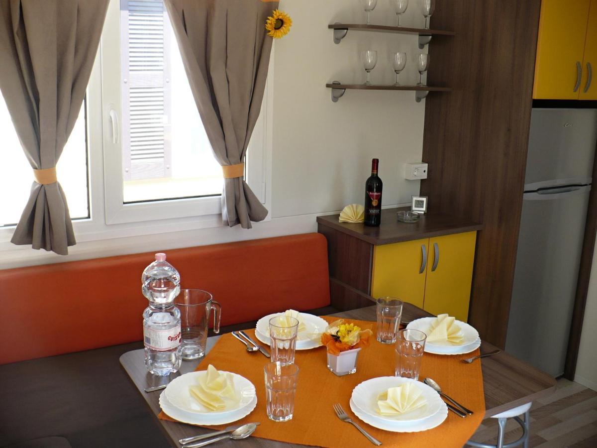 Mobilhome Victoria Camping Lanterna Тар Экстерьер фото