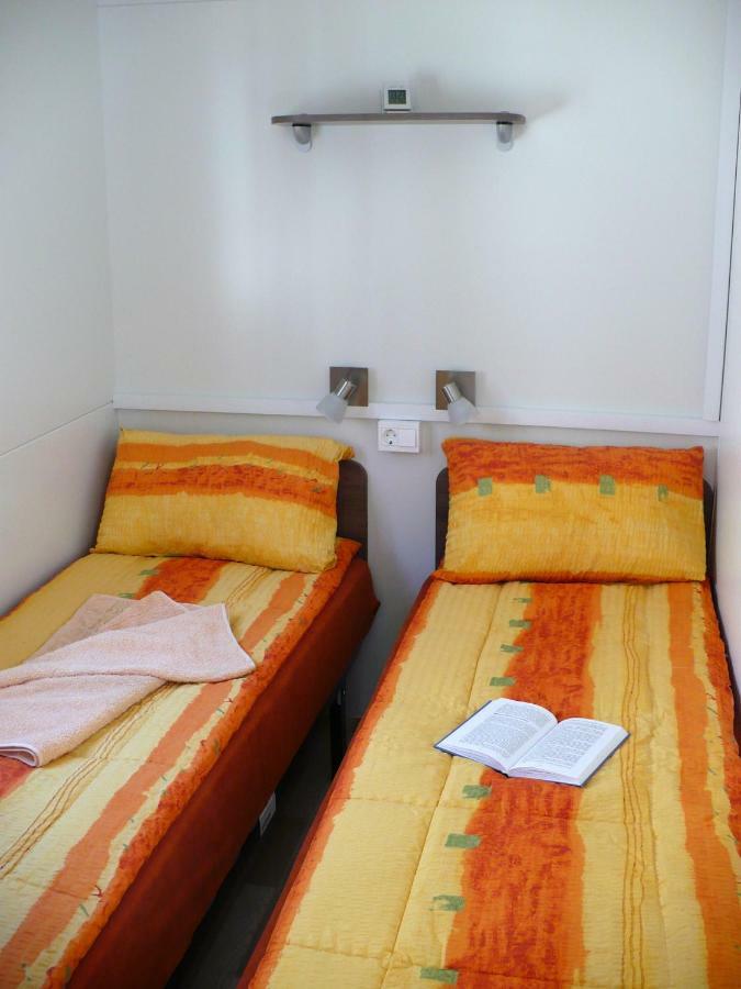 Mobilhome Victoria Camping Lanterna Тар Экстерьер фото